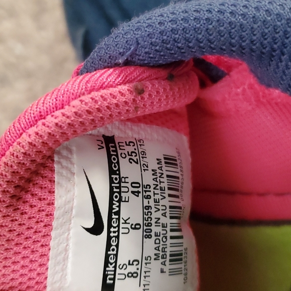 Nike pink 8.5 track running shoes - Picture 5 of 6
